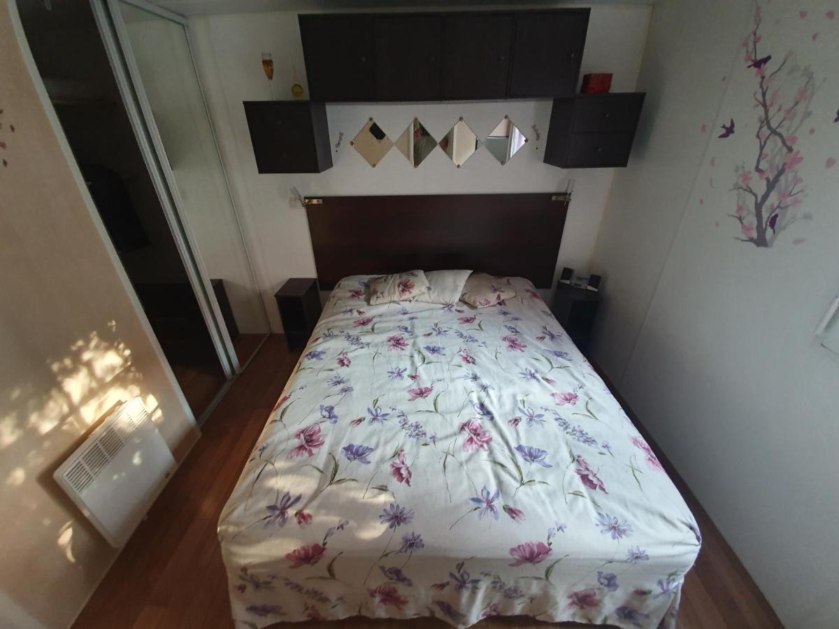 Mobil Home Sainte-Eulalie-en-Born Kültér fotó